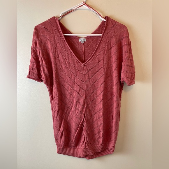 Kismet Pointelle Pink Short Sleeve V-Neck Sweater, Size L - Picture 1 of 3